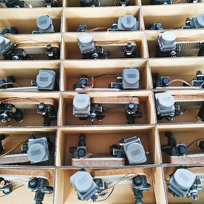 26kW 40Kw Ścienny kocioł kondensacyjny Ogrzewanie kąpielowe Domowe kotły dwufunkcyjne
